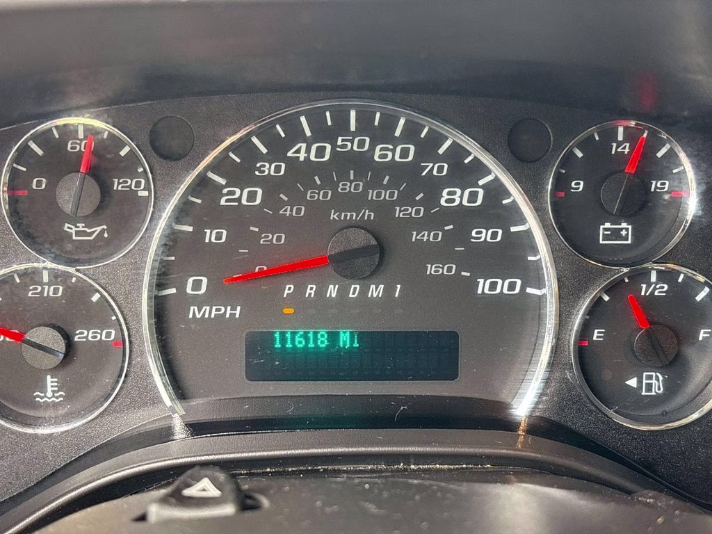 2024 Summit White GMC Savana 2500 Work Van RWD Van