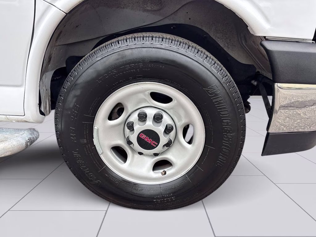 2024 Summit White GMC Savana 2500 Work Van RWD Van