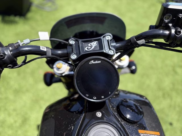 2026 ONYX BLACK CRYSTAL Indian 101 SCOUT ONXY BLACK CRYSTAL