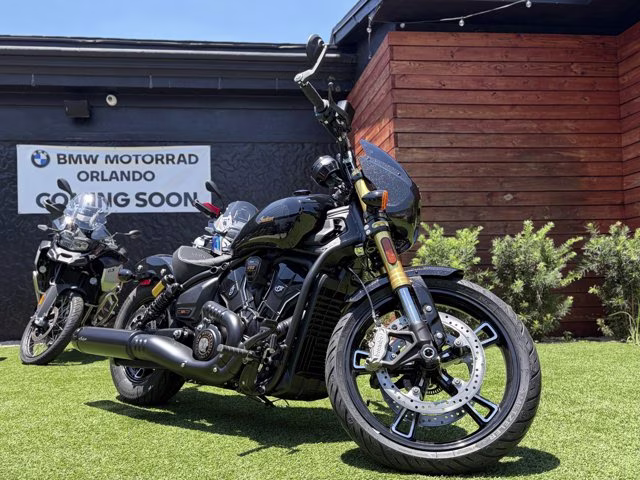 2026 ONYX BLACK CRYSTAL Indian 101 SCOUT ONXY BLACK CRYSTAL