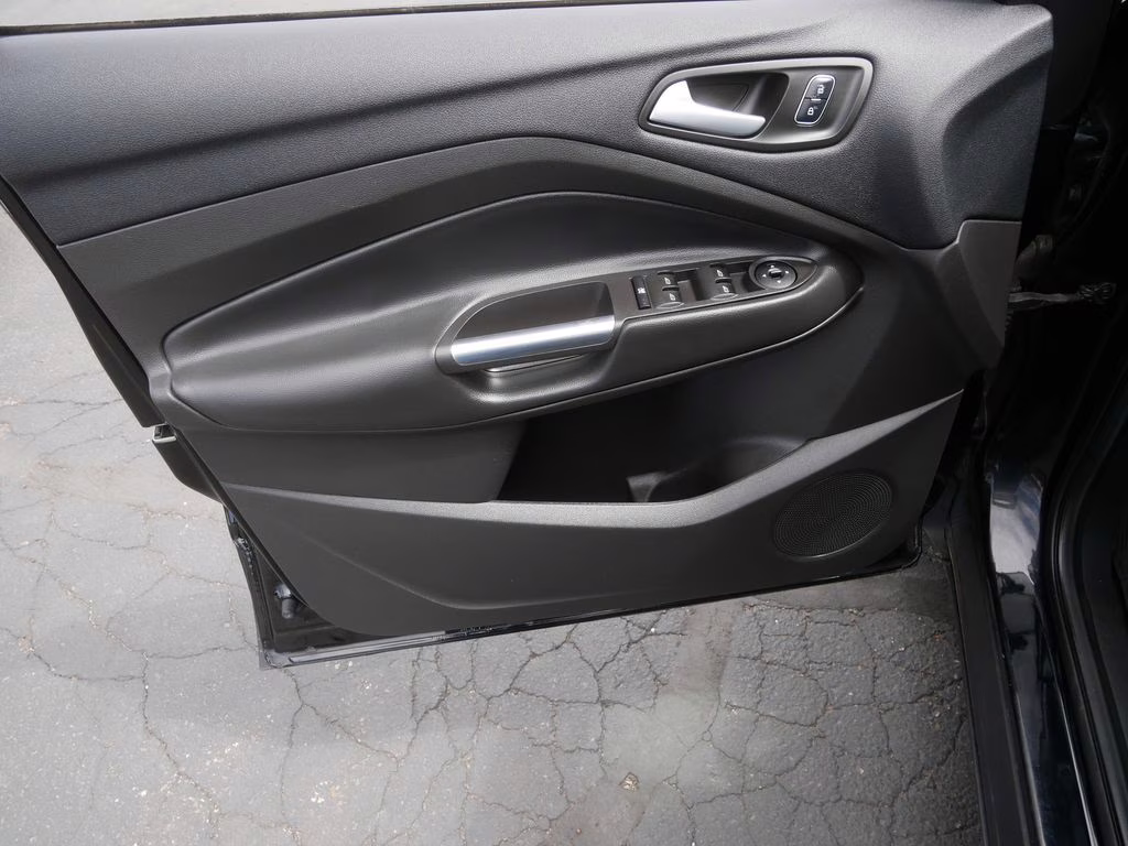 2018 Black Ford Escape SE 4X4 SUV