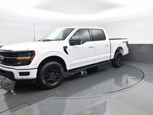 2026 Oxford White Ford F-150 XLT 4X4 Truck