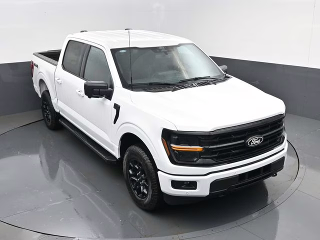2026 Oxford White Ford F-150 XLT 4X4 Truck
