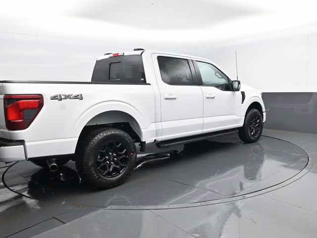 2026 Oxford White Ford F-150 XLT 4X4 Truck