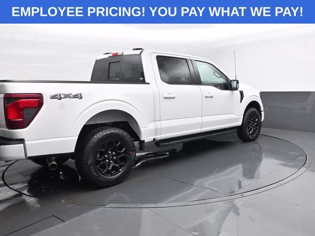 2026 Oxford White Ford F-150 XLT 4X4 Truck