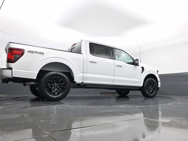 2026 Oxford White Ford F-150 XLT 4X4 Truck