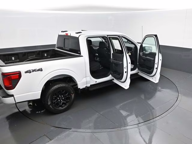 2026 Oxford White Ford F-150 XLT 4X4 Truck