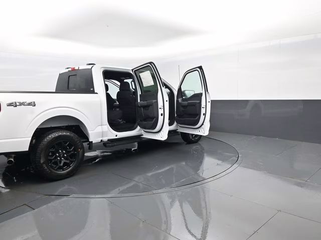 2026 Oxford White Ford F-150 XLT 4X4 Truck