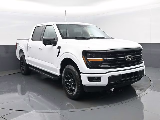 2026 Oxford White Ford F-150 XLT 4X4 Truck