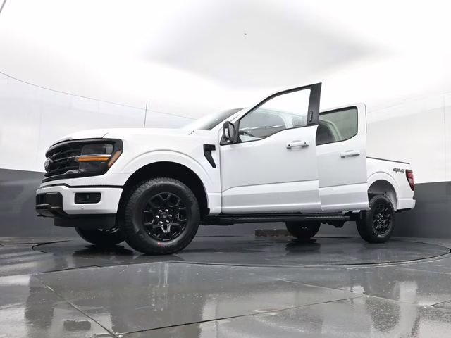 2026 Oxford White Ford F-150 XLT 4X4 Truck