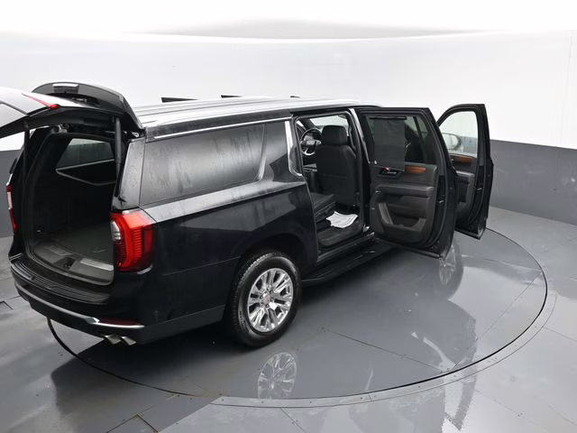 2025 Onyx Black GMC Yukon XL Denali 4X4 SUV