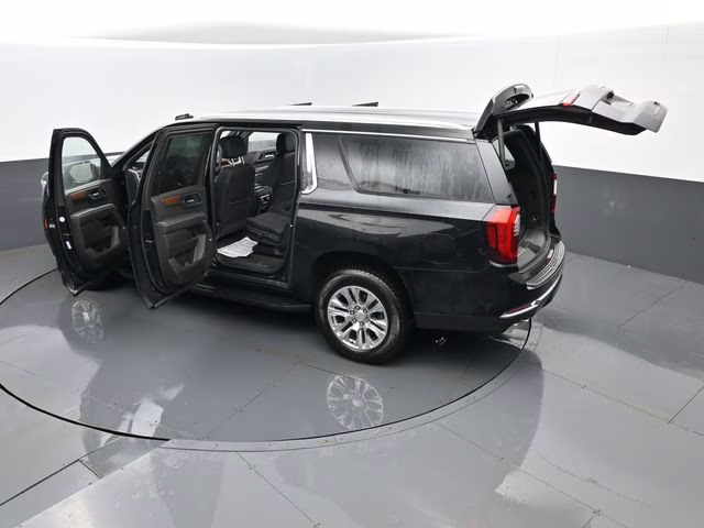 2025 Onyx Black GMC Yukon XL Denali 4X4 SUV