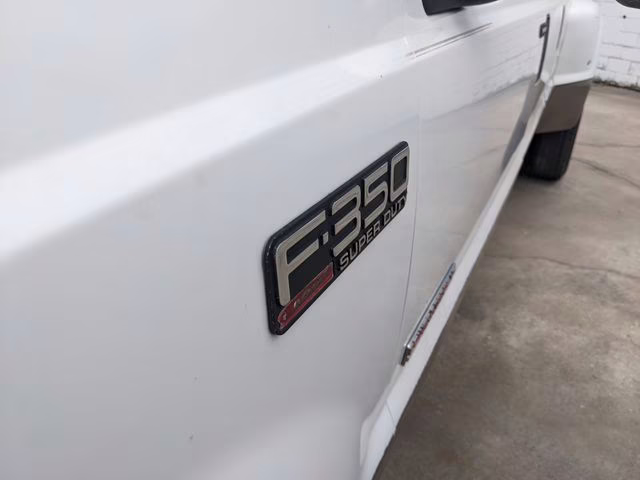 2004 Oxford White Clearcoat Ford Super Duty F-350 DRW 4X4 Truck