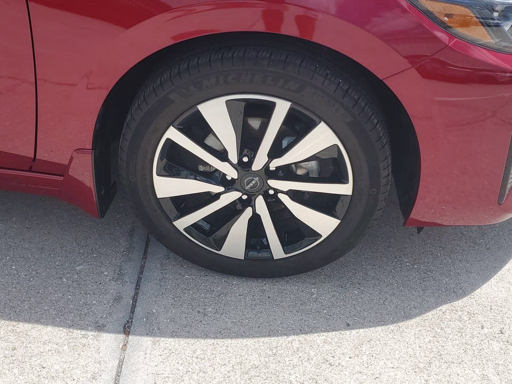 2024 Scarlet Ember Tintcoat Nissan Sentra SV FWD Sedan