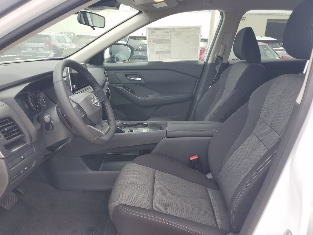 2026 Everest White Pearl Tricoat Nissan Rogue SV FWD SUV