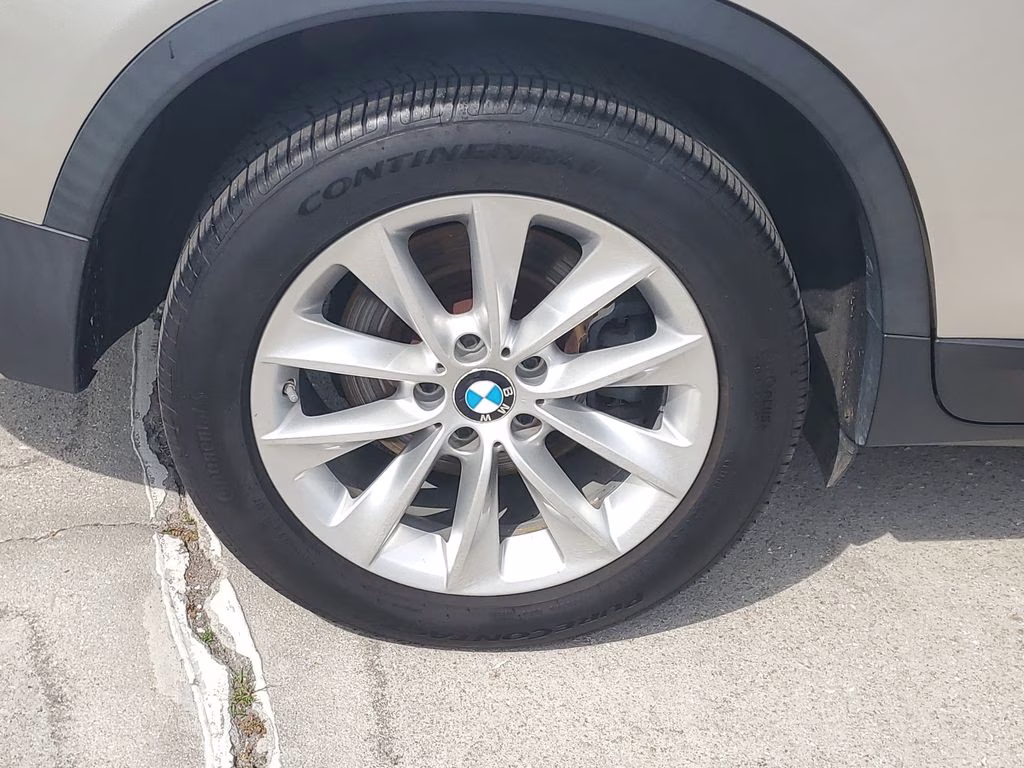 2014 Mineral Silver Metallic BMW X3 xDrive28i AWD SUV
