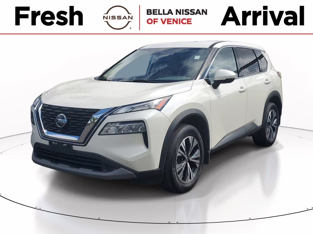 2021 Pearl White Tricoat Nissan Rogue SV AWD SUV