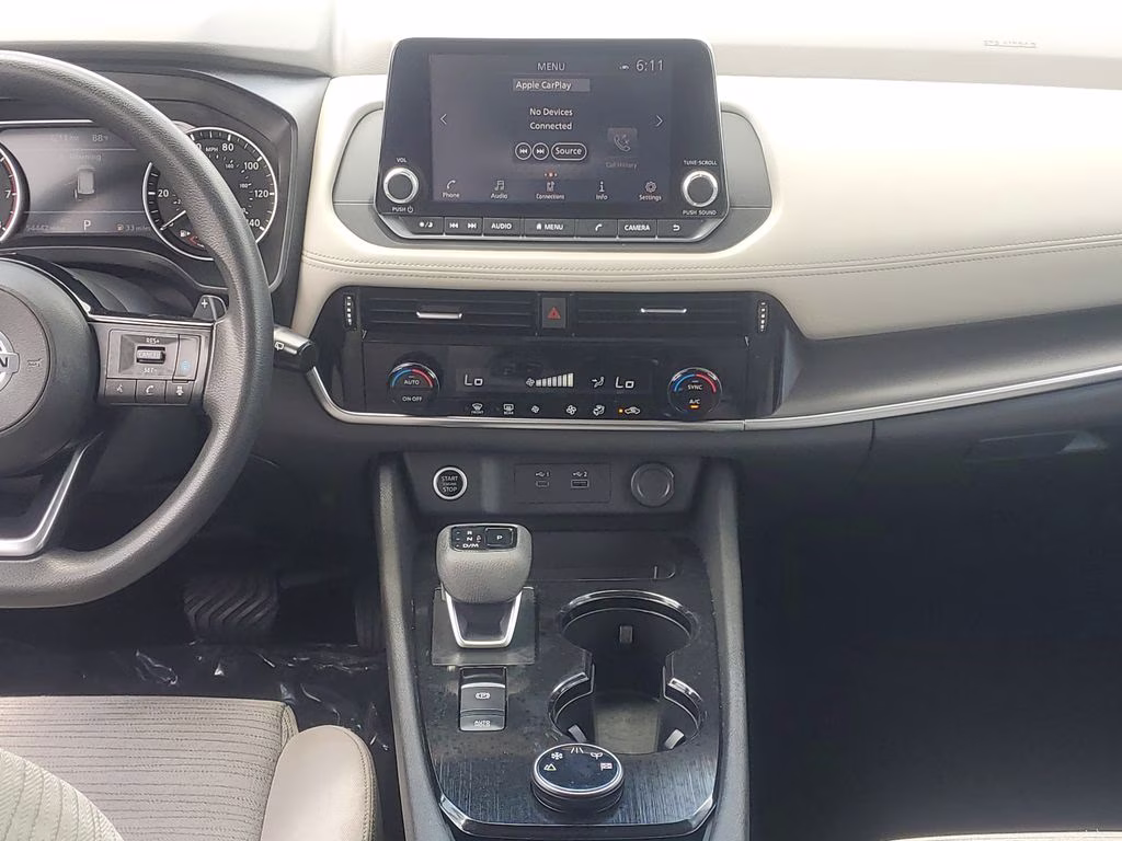 2021 Pearl White Tricoat Nissan Rogue SV AWD SUV