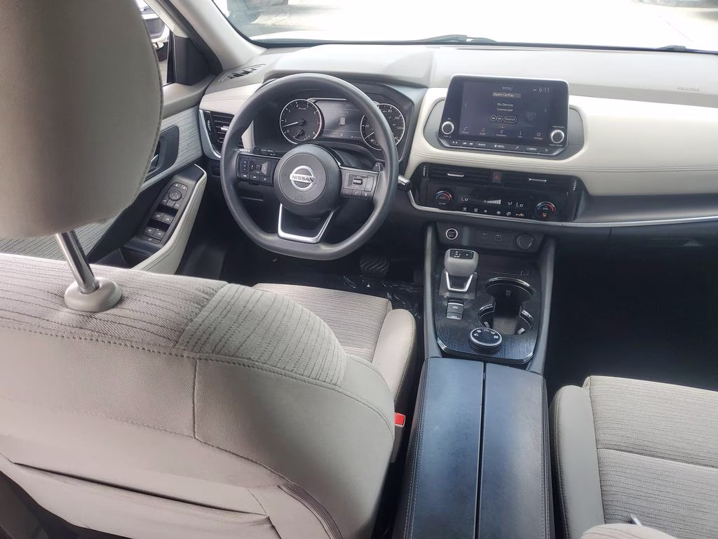 2021 Pearl White Tricoat Nissan Rogue SV AWD SUV