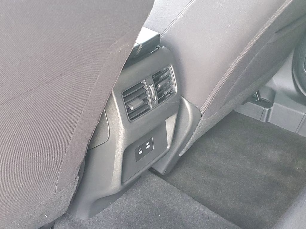 2024 Brilliant Silver Metallic Nissan Rogue SV AWD SUV
