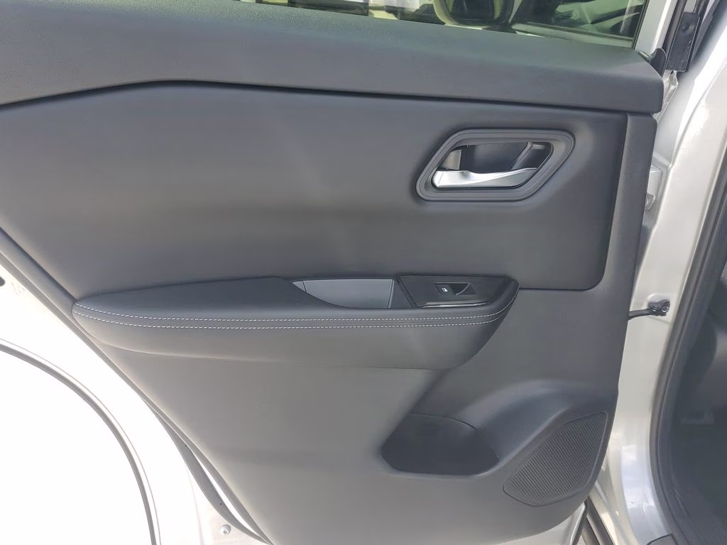 2024 Brilliant Silver Metallic Nissan Rogue SV AWD SUV