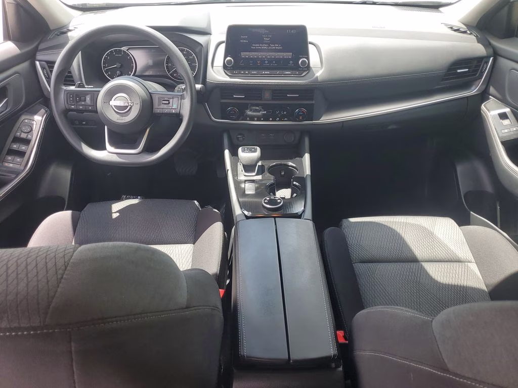 2024 Brilliant Silver Metallic Nissan Rogue SV AWD SUV