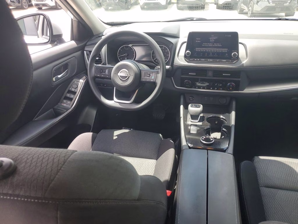 2024 Brilliant Silver Metallic Nissan Rogue SV AWD SUV