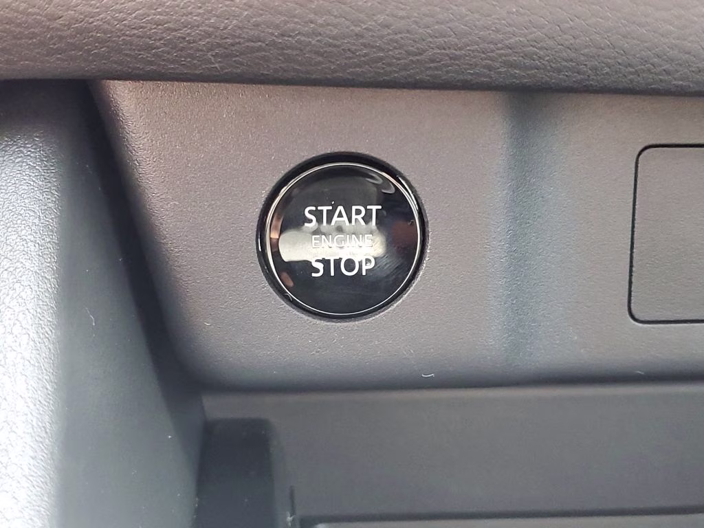 2024 Brilliant Silver Metallic Nissan Rogue SV AWD SUV