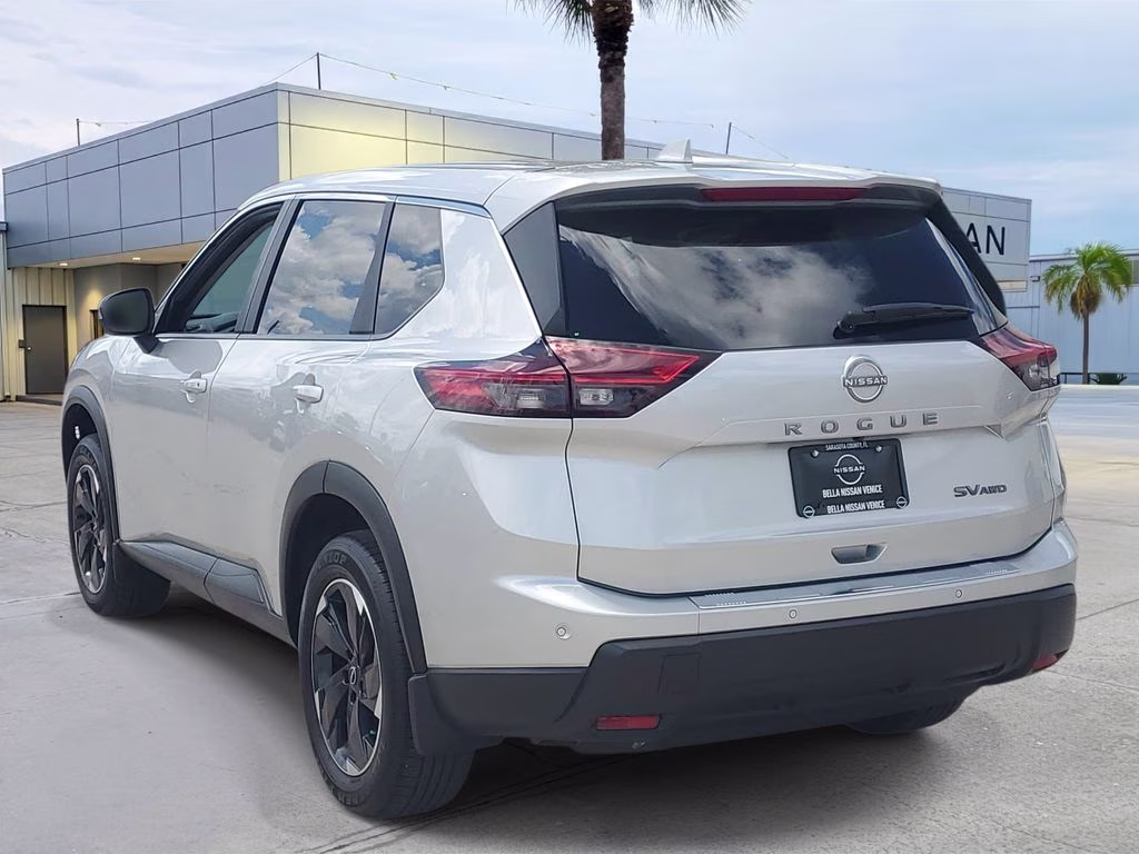 2024 Brilliant Silver Metallic Nissan Rogue SV AWD SUV