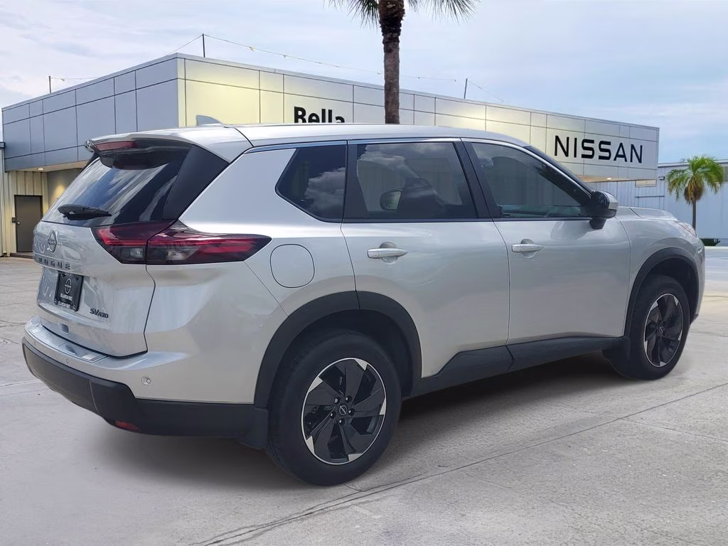 2024 Brilliant Silver Metallic Nissan Rogue SV AWD SUV