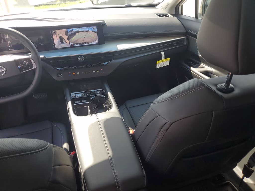 2026 Everest White Pearl Tricoat Nissan Murano SL AWD SUV