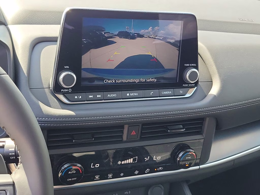 2026 Everest White Pearl Tricoat Nissan Rogue SV FWD SUV