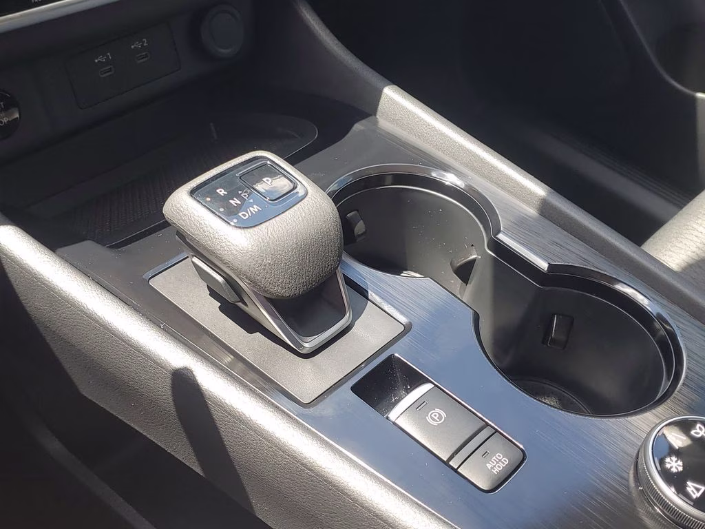 2024 Brilliant Silver Metallic Nissan Rogue SV AWD SUV