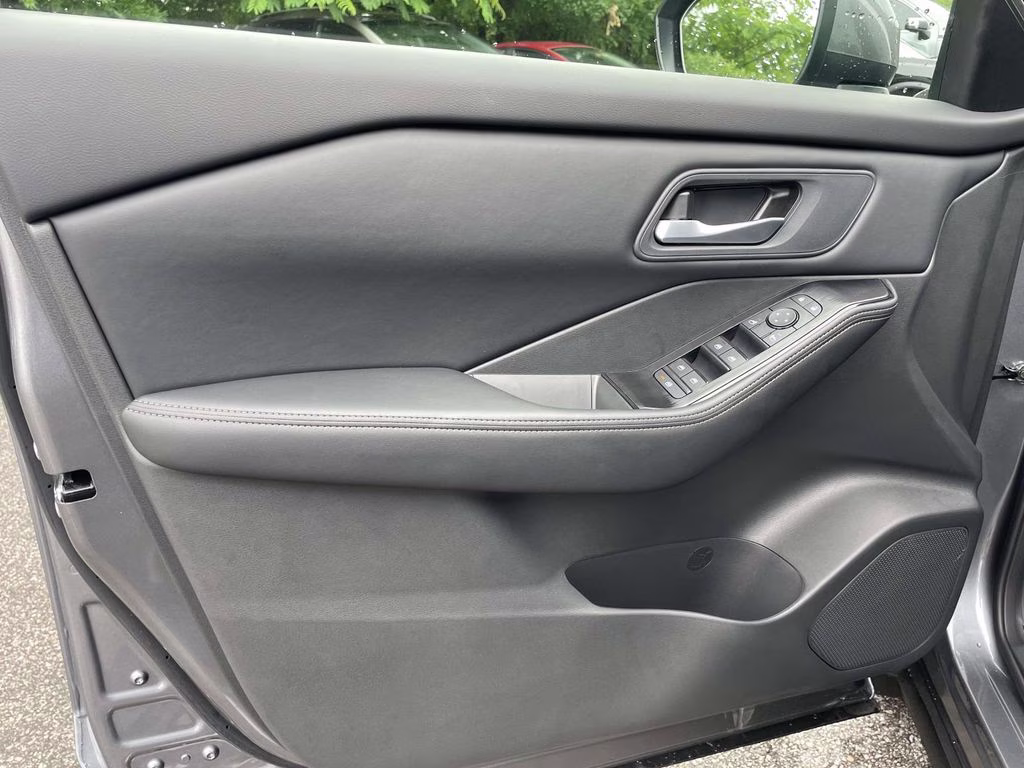 2026 Gun Metallic Nissan Rogue SV FWD SUV