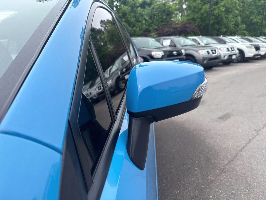 2016 Hyper Blue Subaru Crosstrek 2.0i Limited AWD SUV