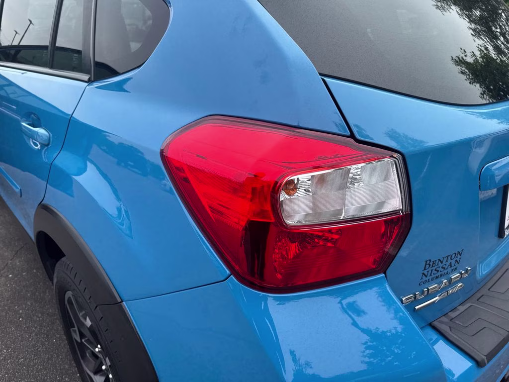 2016 Hyper Blue Subaru Crosstrek 2.0i Limited AWD SUV