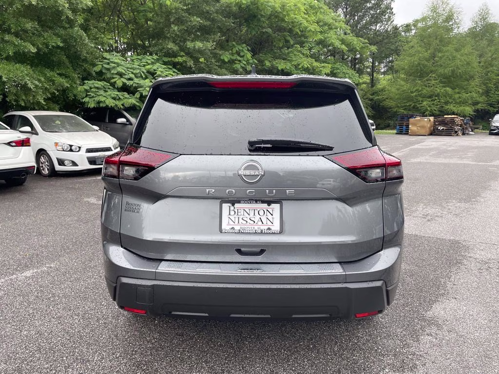 2026 Gun Metallic Nissan Rogue SV FWD SUV