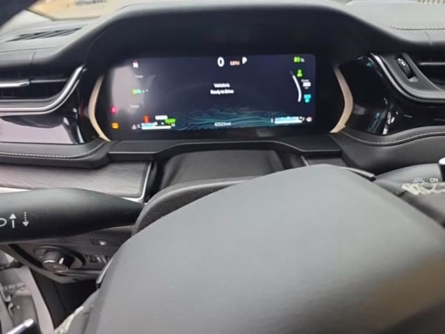 2022 Bright White Clearcoat Jeep Grand Cherokee 4xe 4X4 SUV