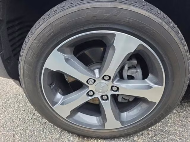 2023 Silver Zynith Jeep Grand Cherokee 4xe 4X4 SUV