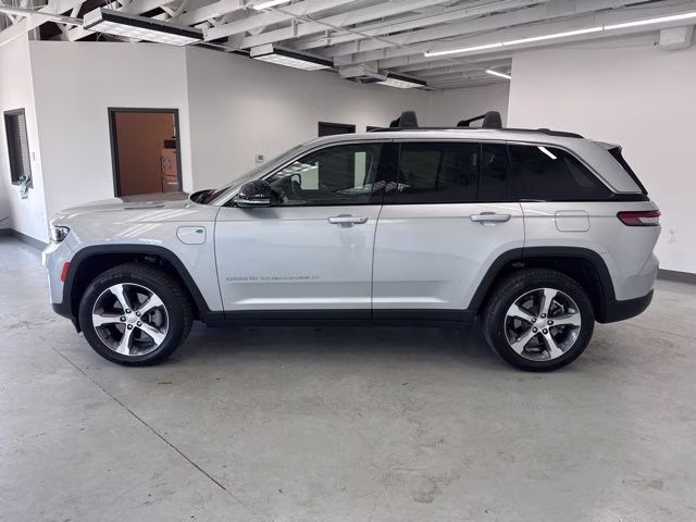2023 Silver Zynith Jeep Grand Cherokee 4xe 4X4 SUV