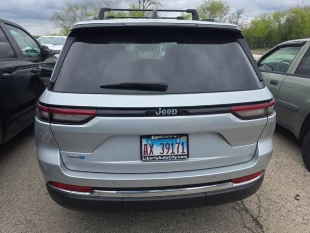 2023 Silver Zynith Jeep Grand Cherokee 4xe 4X4 SUV