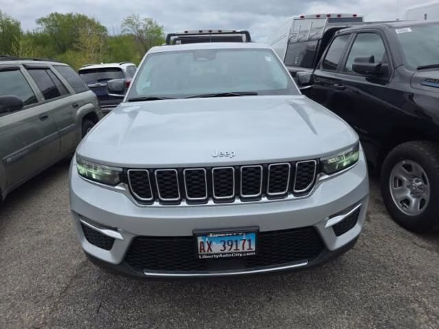 2023 Silver Zynith Jeep Grand Cherokee 4xe 4X4 SUV