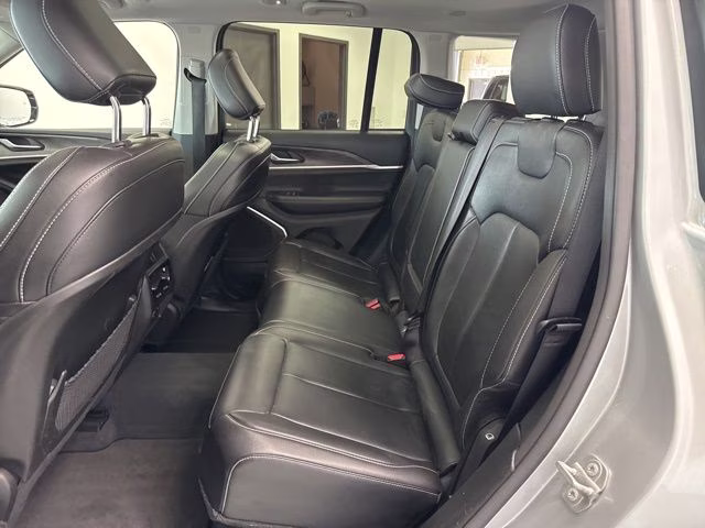 2023 Silver Zynith Jeep Grand Cherokee 4xe 4X4 SUV