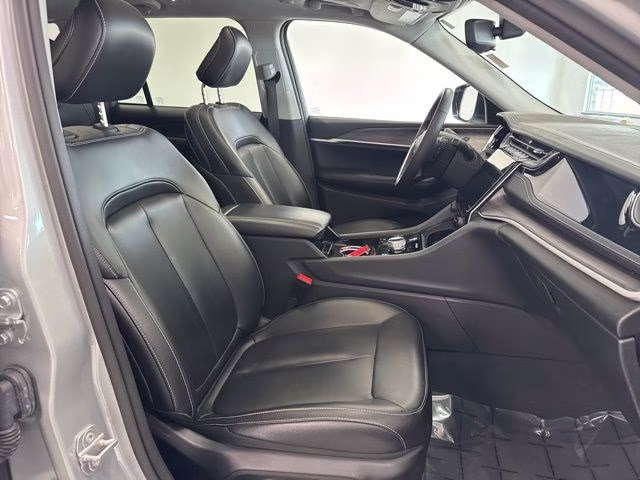 2023 Silver Zynith Jeep Grand Cherokee 4xe 4X4 SUV
