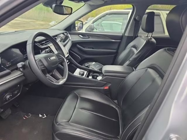 2023 Silver Zynith Jeep Grand Cherokee 4xe 4X4 SUV