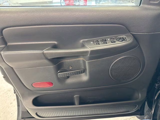 2003 Black Clearcoat Dodge Ram 1500 SLT 4X4 Truck