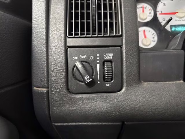 2003 Black Clearcoat Dodge Ram 1500 SLT 4X4 Truck