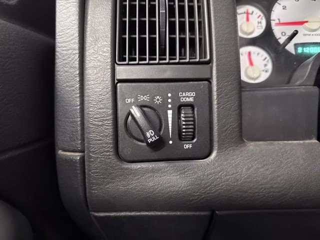 2003 Black Clearcoat Dodge Ram 1500 SLT 4X4 Truck