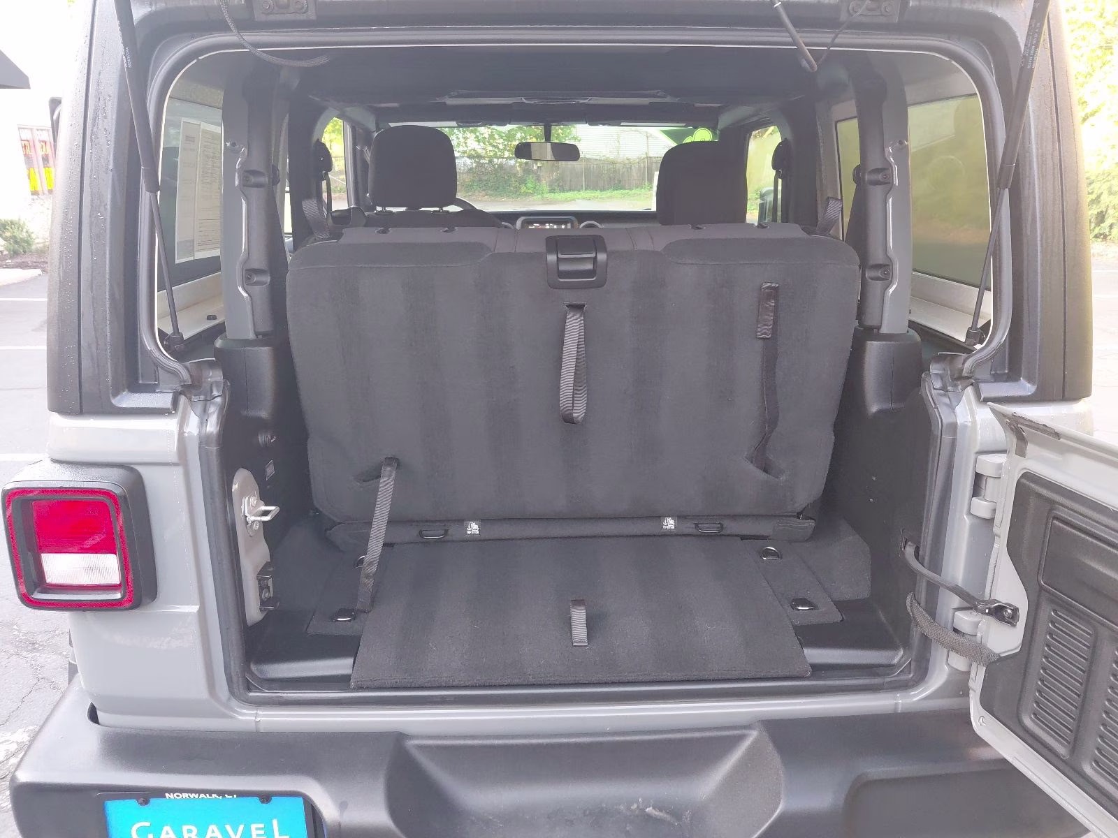 2022 Sting-Gray Clearcoat Jeep Wrangler Willys 4X4 SUV