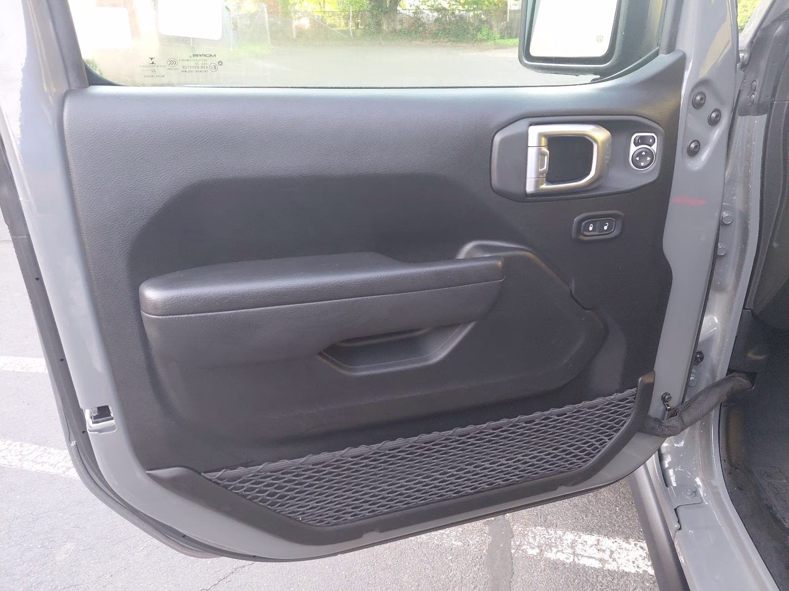 2022 Sting-Gray Clearcoat Jeep Wrangler Willys 4X4 SUV
